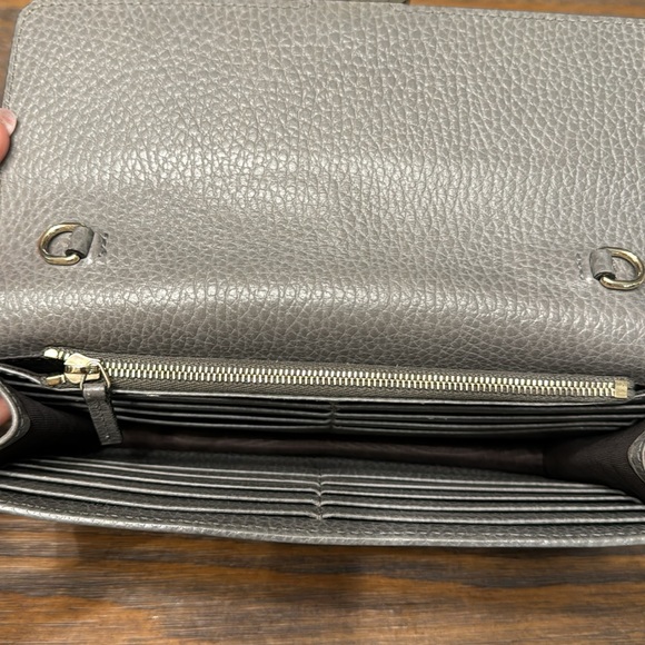 Authentic GUCCI Grey Wallet on a Chain Crossbody - Picture 14 of 16